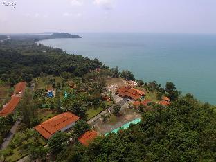 Golden Cliff Beach Resort,In Laem Klat,3 star