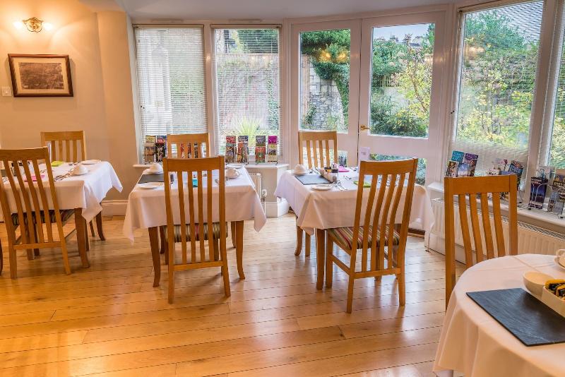 Chestnuts House,Bath And North East Somerset>>Bath,5 star