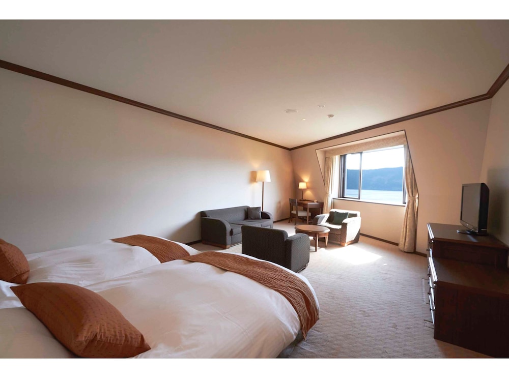 hotel de yama hakone lake side