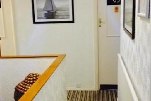 clifton court metro hotel