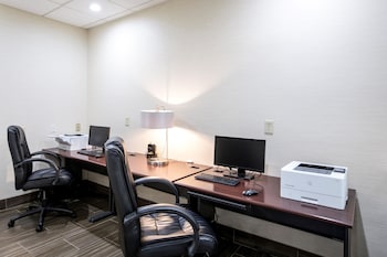 clarion hotel detroit metro airport