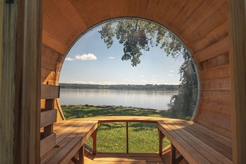 hutton brickyards riverfront hotel venue