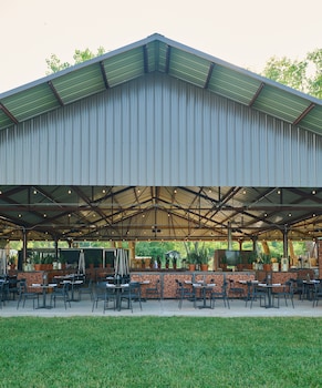 hutton brickyards riverfront hotel venue