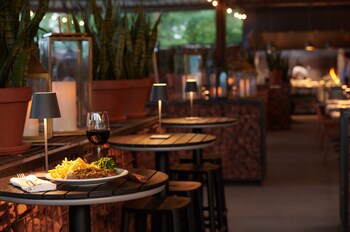 hutton brickyards riverfront hotel venue