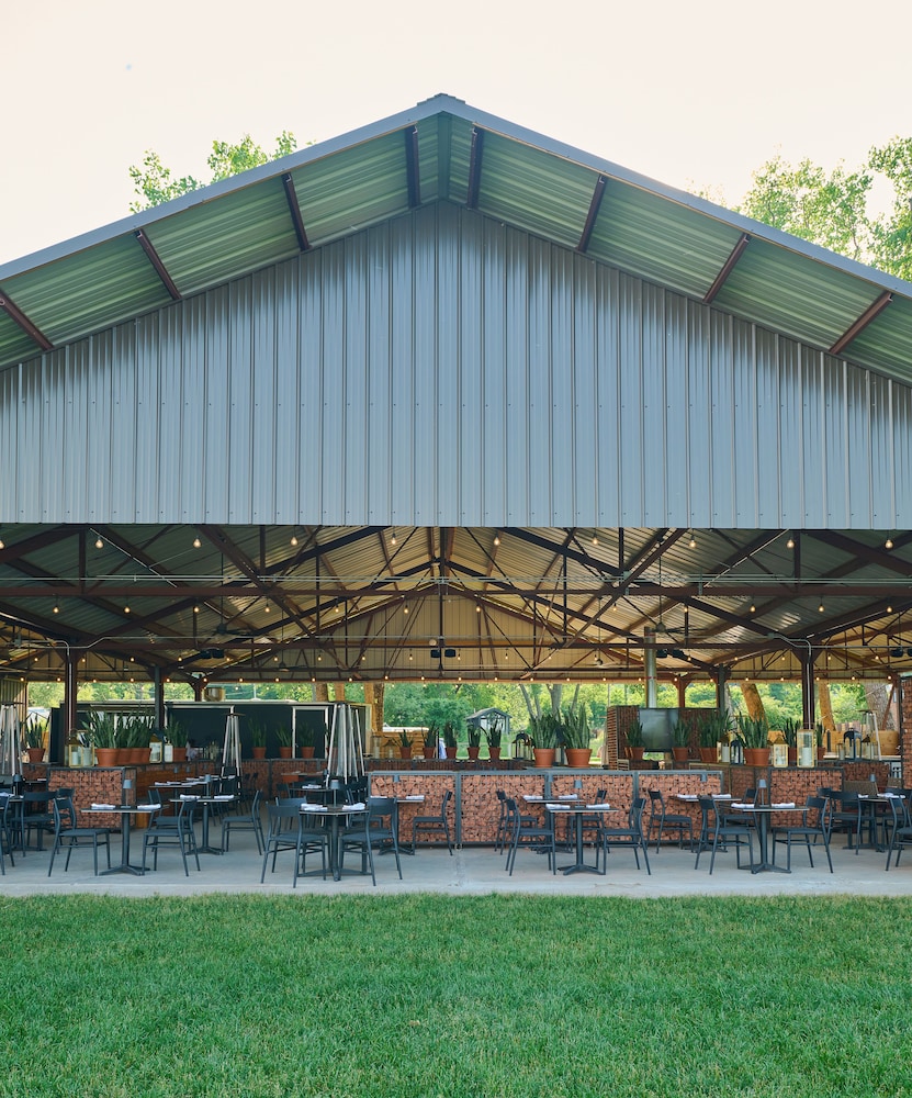 hutton brickyards riverfront hotel venue