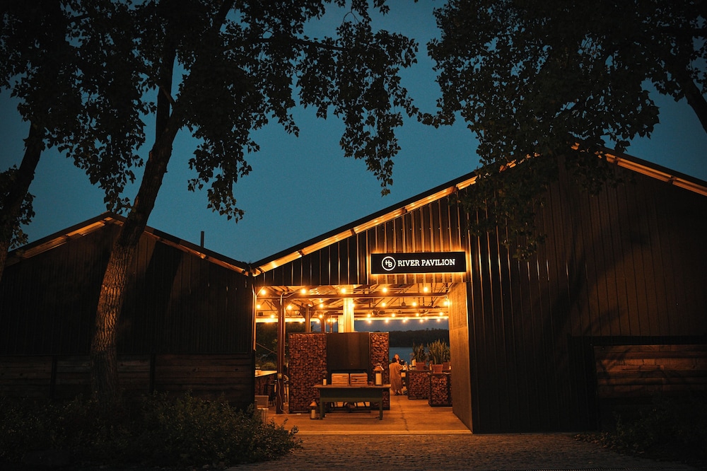 hutton brickyards riverfront hotel venue