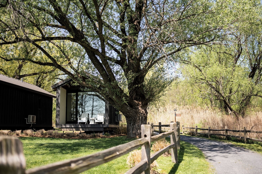 hutton brickyards riverfront hotel venue