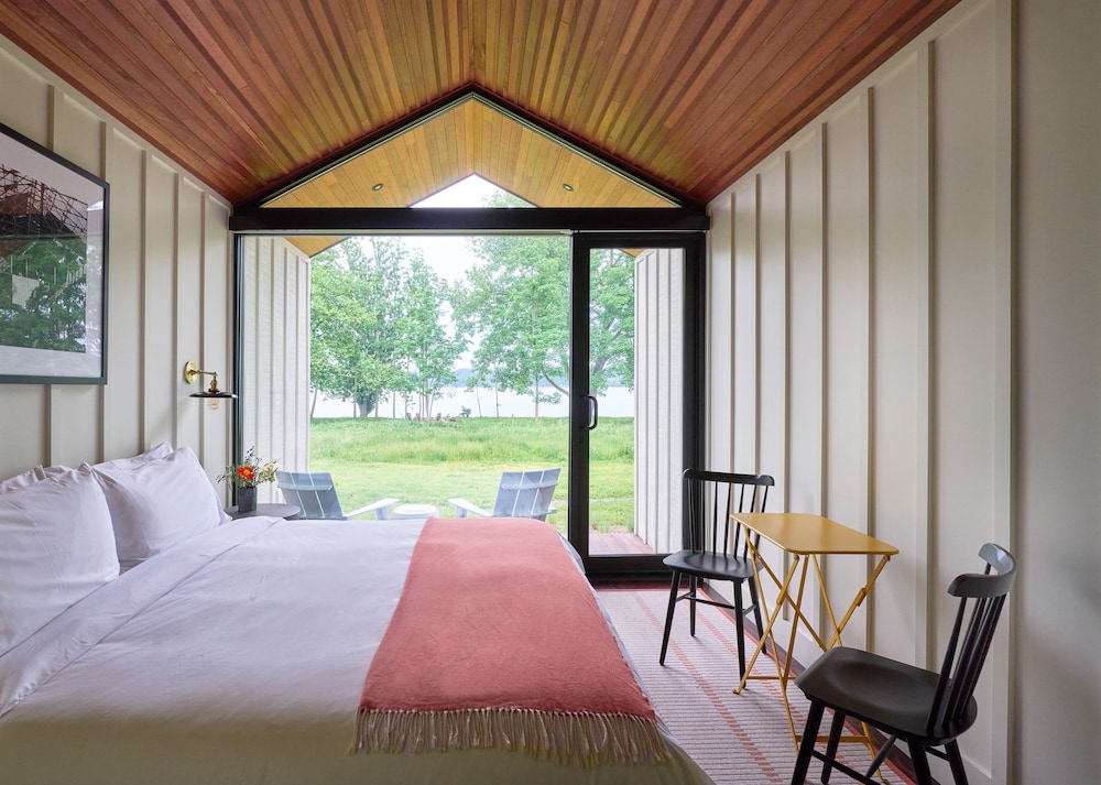 hutton brickyards riverfront hotel venue