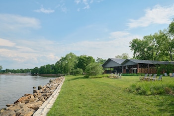 hutton brickyards riverfront hotel venue