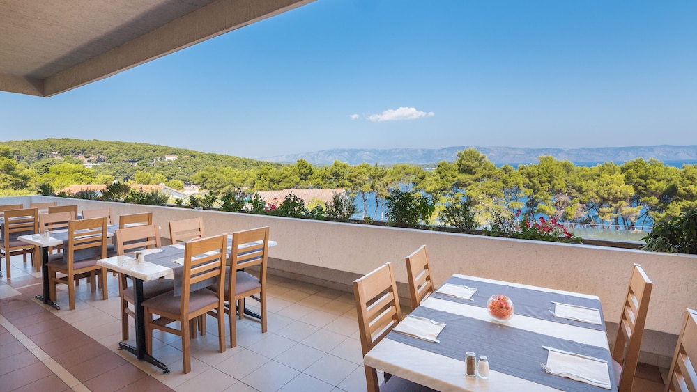 hvar