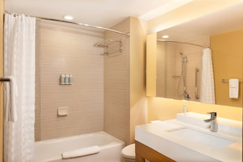 courtyard by marriott ciudad del carmen campeche