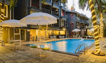 magnum resorts near candolim beach