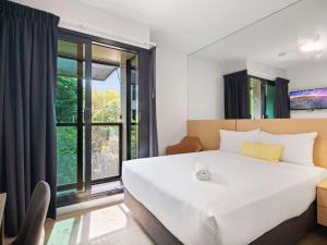 ibis darwin airport hotel