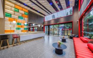 Ibis Kunming South Railway Station Hotel,,3 star