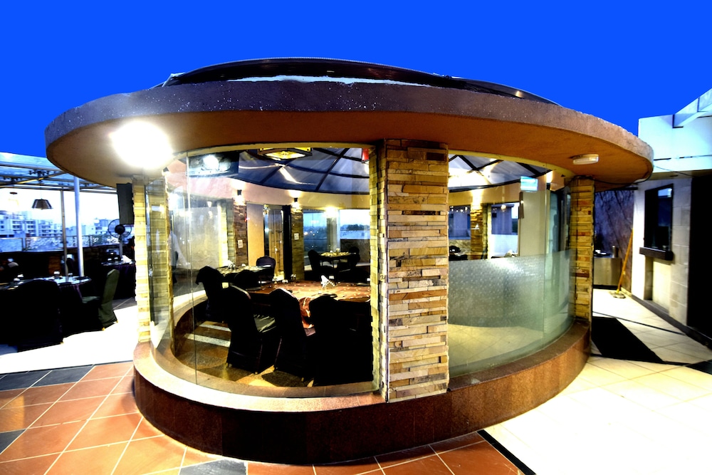 crystal inn