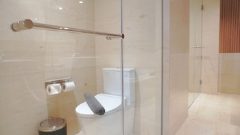 ibis styles serpong bsd city