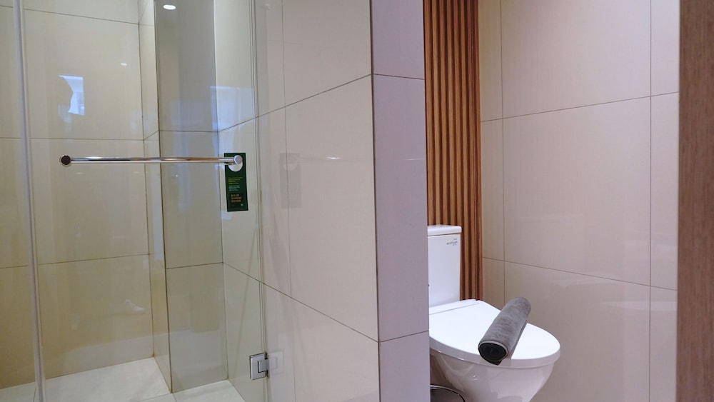 ibis styles serpong bsd city