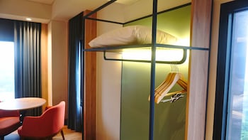 ibis styles serpong bsd city