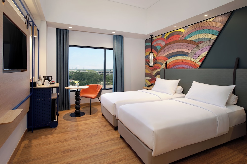 ibis styles serpong bsd city