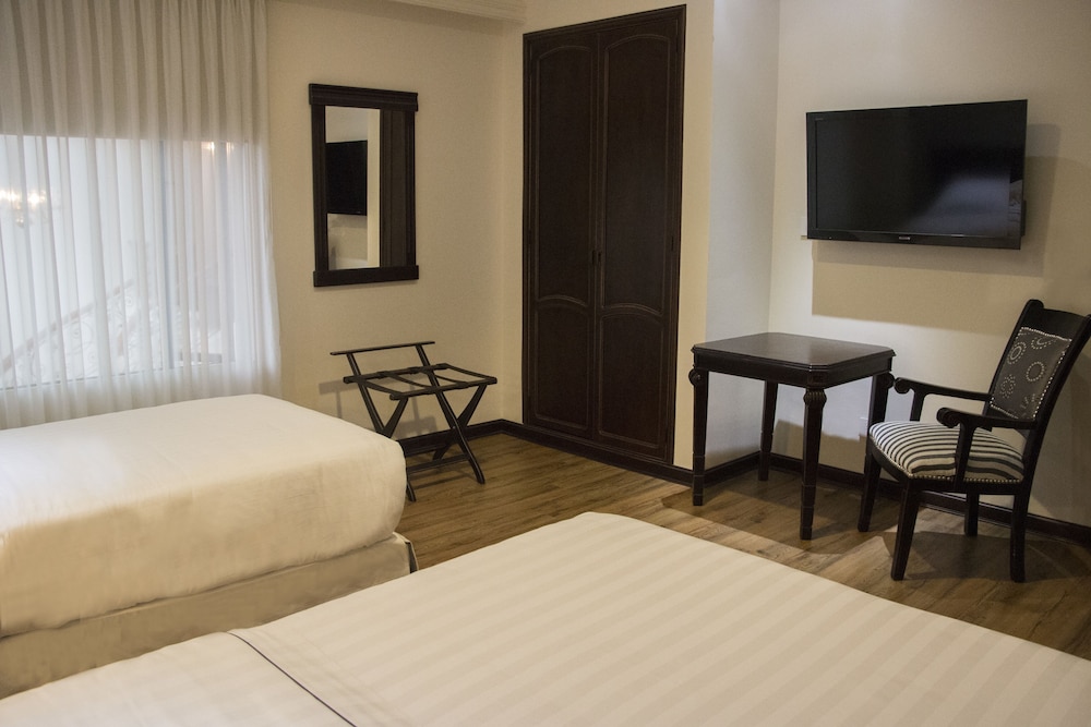 hotel castilla real