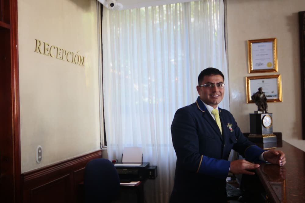 hotel castilla real