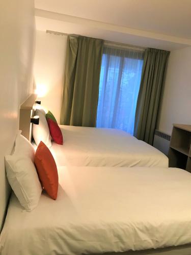 Amhotel,Paris>>Aulnay-Sous-Bois,2 star