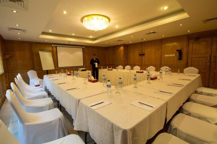j5 hotels bur dubai