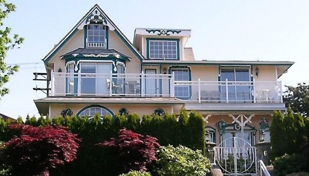 ocean breeze bandb