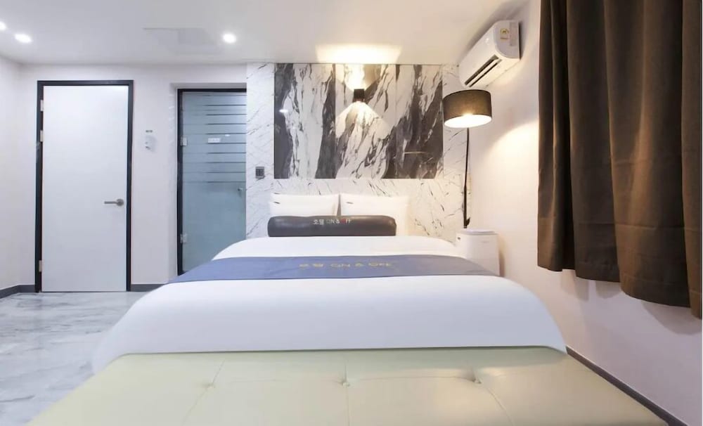 on and off hotel