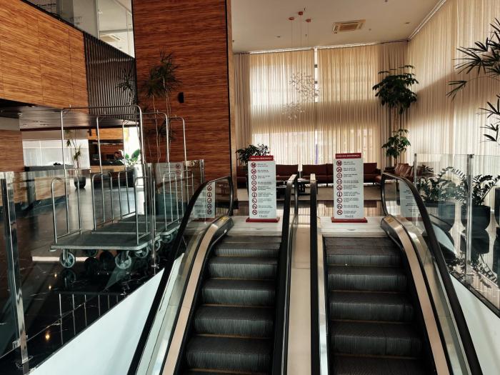 trade hotel