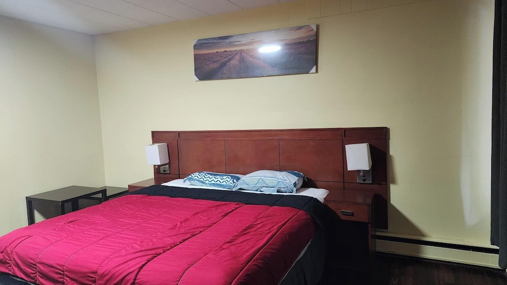advance inn