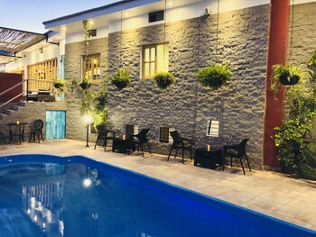 hotel villa jazmin