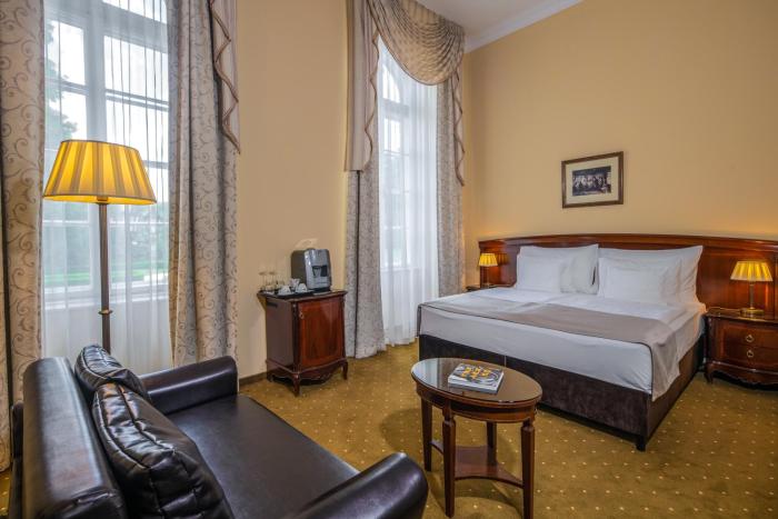 la contessa castle hotel