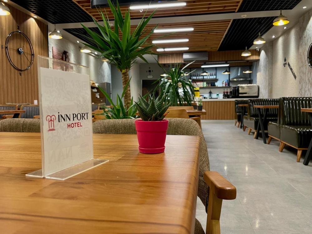 inn port hotel
