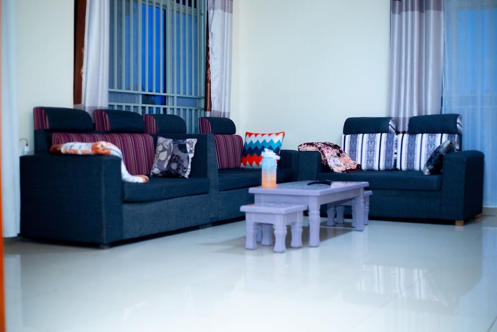 inviting 6 bedrooms apartment in kigali