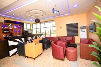 iris gold apartments