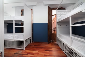 feel hostels city center