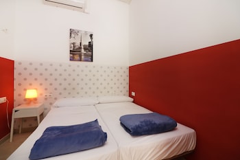 feel hostels city center