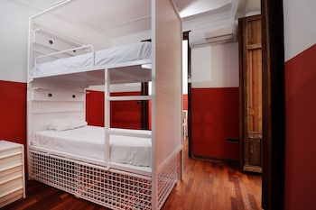 feel hostels city center