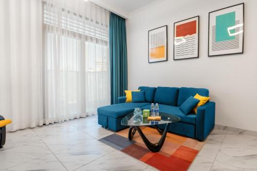 izzzi lifemint apart hotel