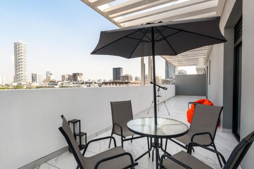 izzzi lifemint apart hotel