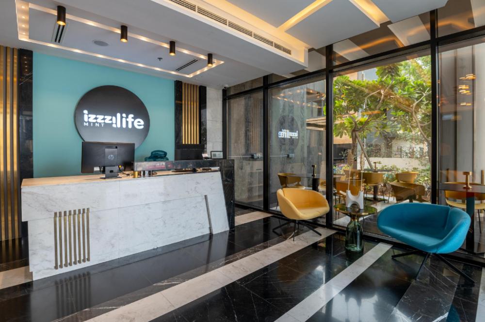 izzzi lifemint apart hotel