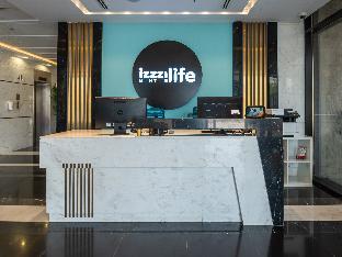 izzzi lifemint apart hotel
