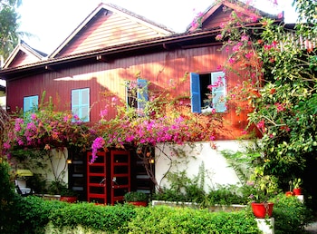the cockatoo nature resort and spa