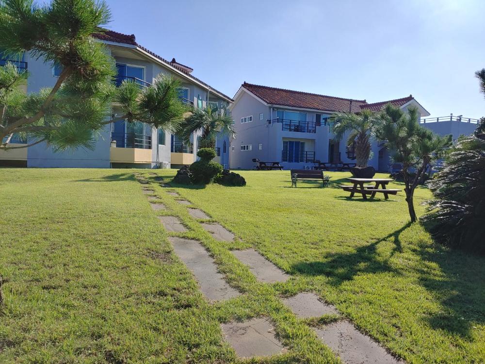 jeju thehouse pension