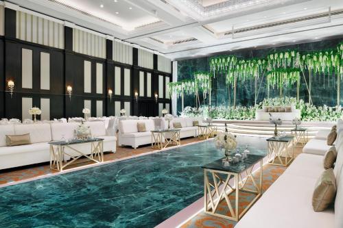 intercontinental bahrain by ihg