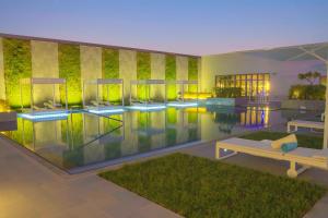 intercontinental bahrain by ihg