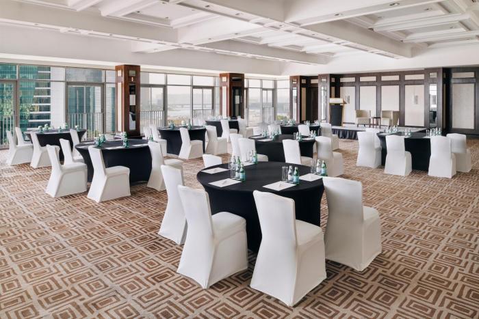 intercontinental bahrain by ihg