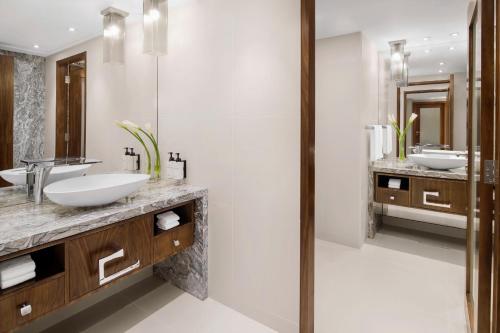 intercontinental bahrain by ihg