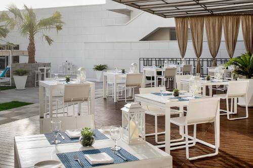 intercontinental bahrain by ihg